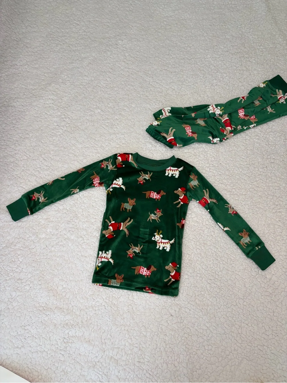 Kids Green Holiday Dog Print Christmas Designs Pajama Set